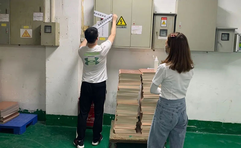 雷霆出擊，對違法排污企業零容忍！